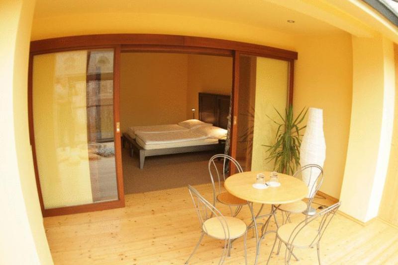 Hotel Anton Telc Bagian luar foto
