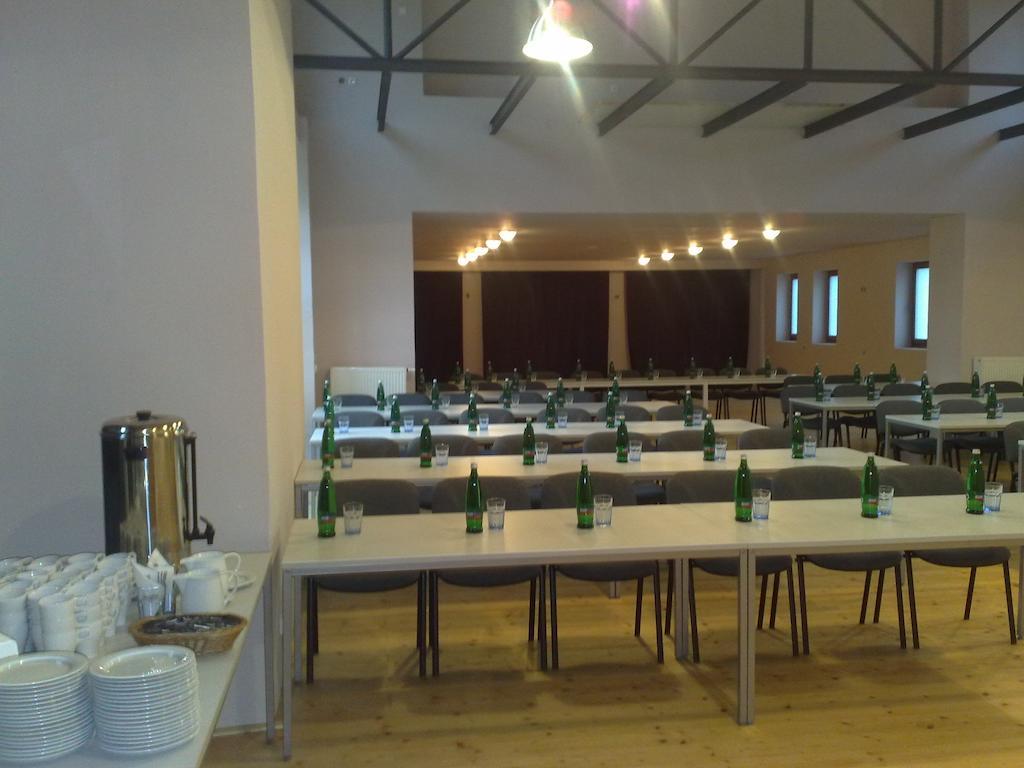 Hotel Anton Telc Bagian luar foto